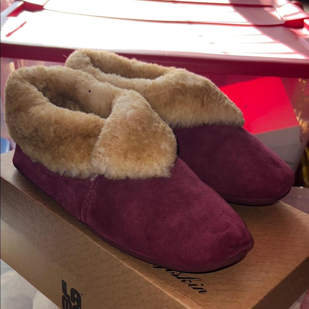 Lamo Women's Plum Suede Slippers with Fur Lining